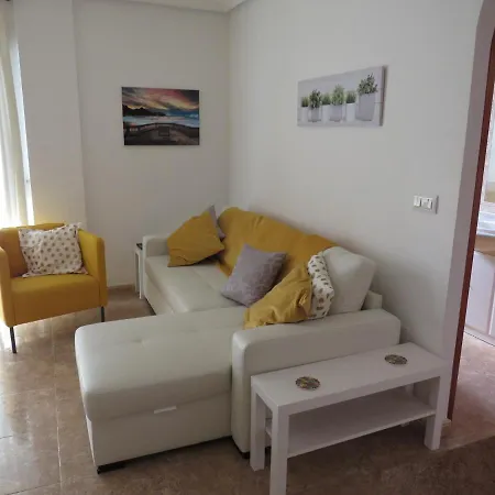 Sea View 2-bed Costa Blanca Apartment *