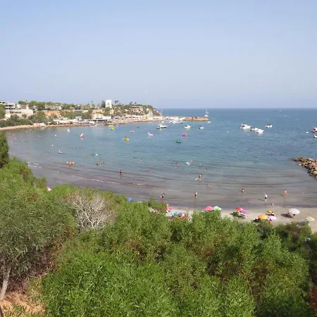 Sea View 2-bed - 9 Night Max